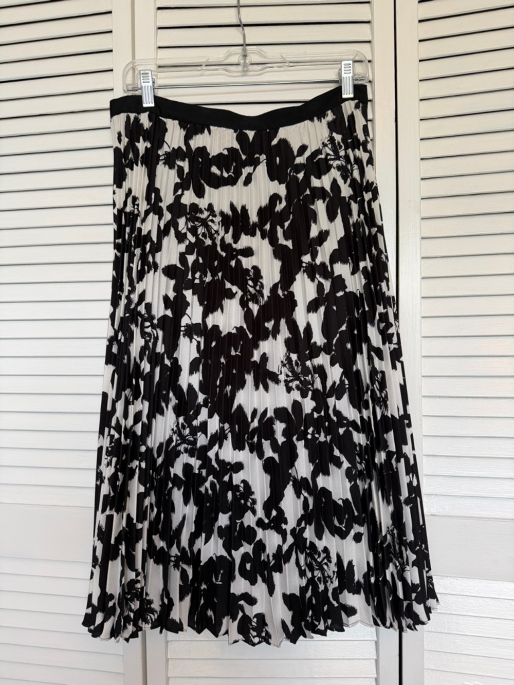 Karl Lagerfeld Black and White Pleated Floral Midi Skirt